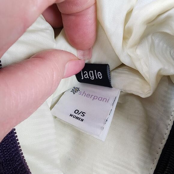 Sherpani Jag le Medium Crossbody Bag Purple - Picture 3 of 9